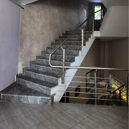 Kevin's 103 - Tirana, Albania