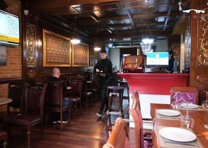 Kevin's 103 - Tirana, Albania 公寓