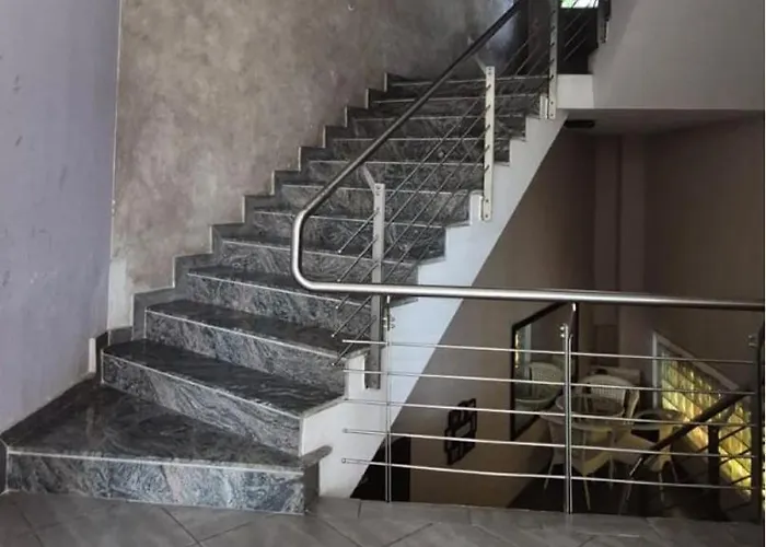 Kevin's 103 - Tirana, Albania
